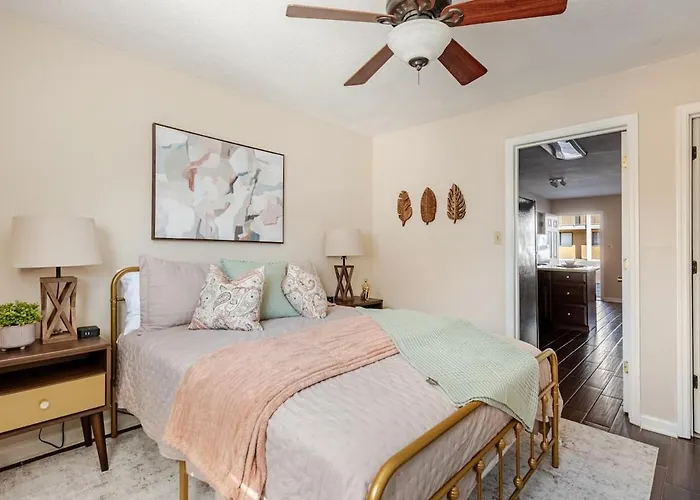 Legends 149 Apartment